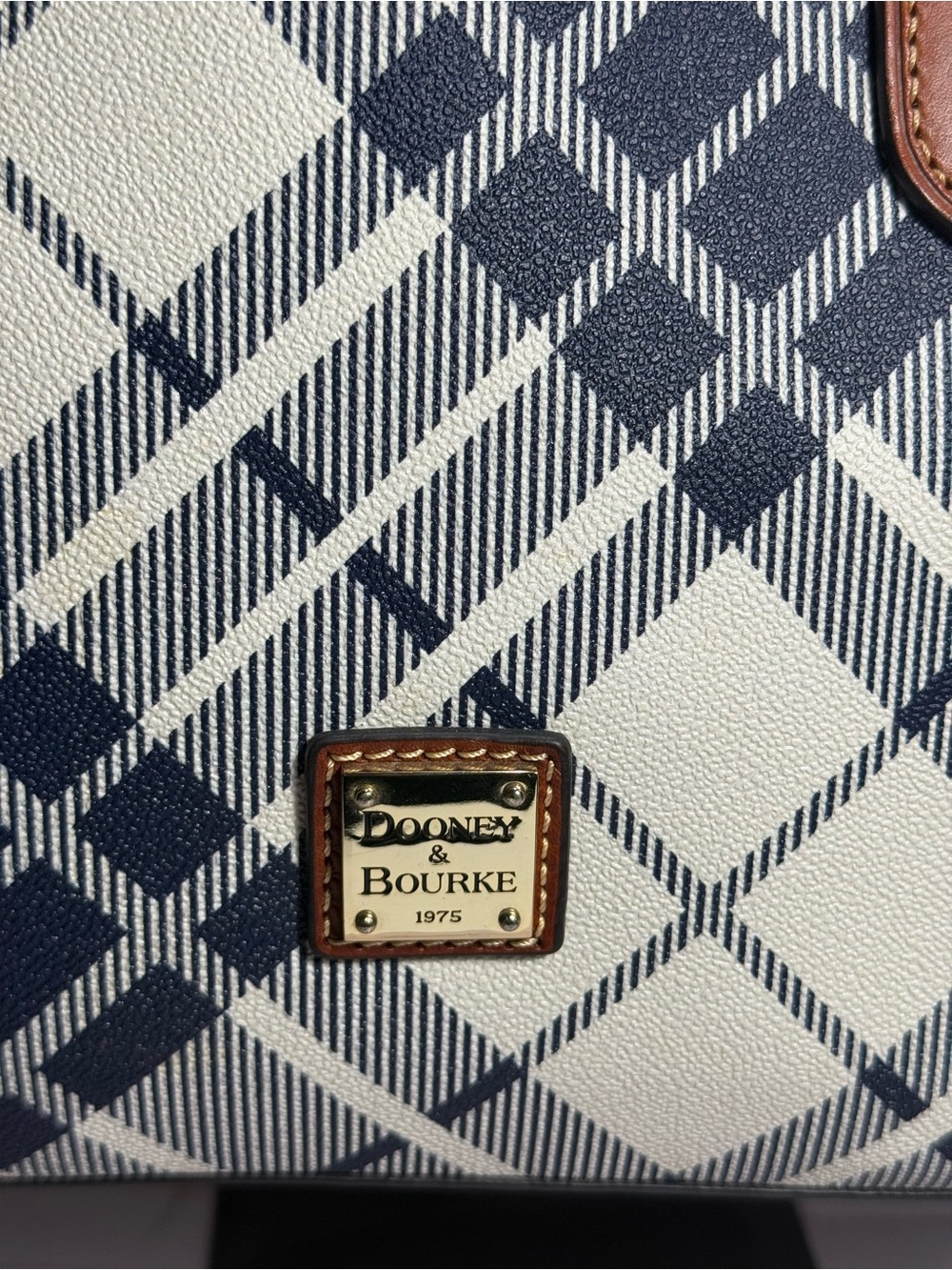 Dooney & Bourke Harding Plaid Brielle Tote EUC LQQK - Picture 2 of 9
